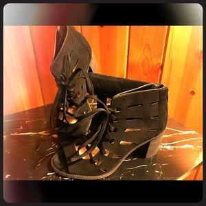 Vince Camuto Tressa lace up gladiator sandal